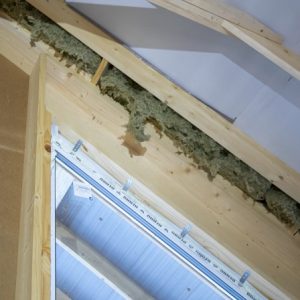 Как утеплить разные типы потолков?